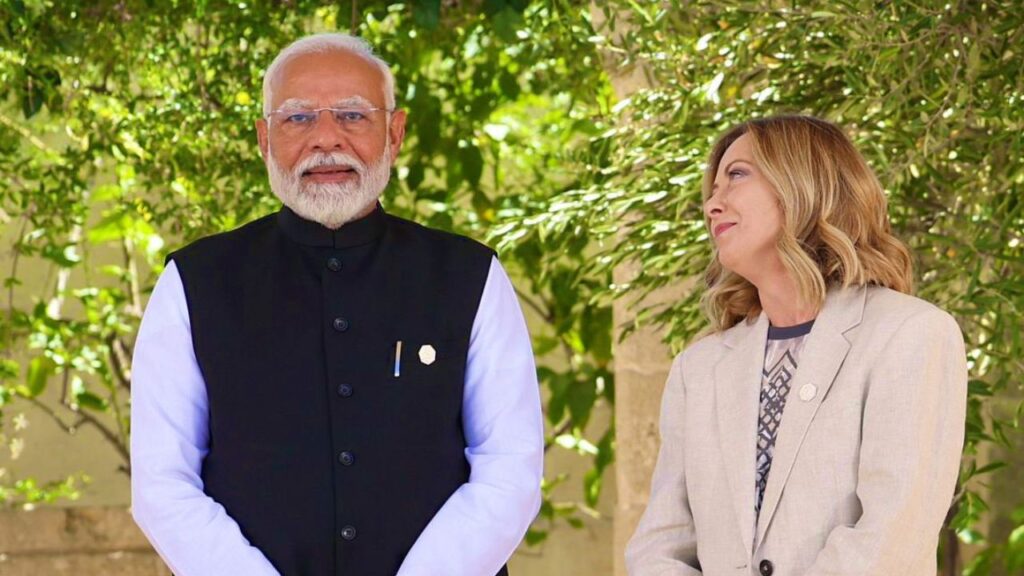 Italian PM Giorgia Meloni and Indian PM Narendra Modi in G7 Summit 2024.