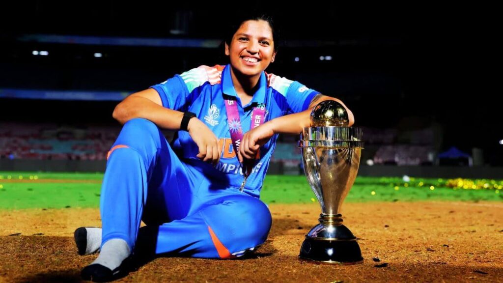 CAB will honour Richa Ghosh with a gold-plated bat and ball at Eden Gardens.